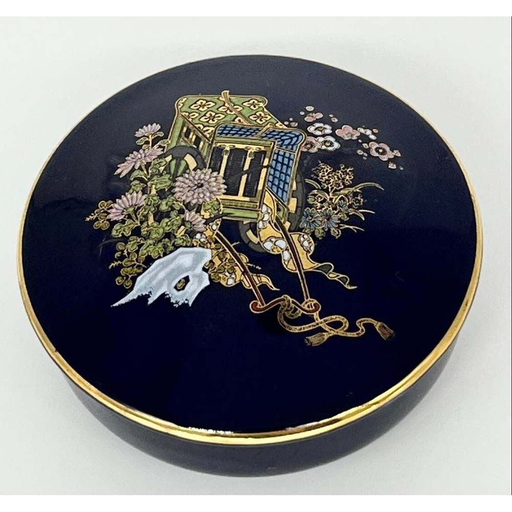 Vintage Wedgewood Trinket Box/Jewelry Box with Lid, 3" Round, Kutani Crane